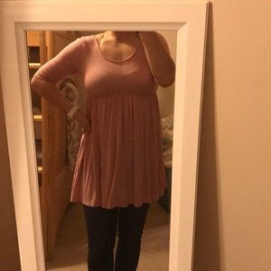 1/4-length sleeve top